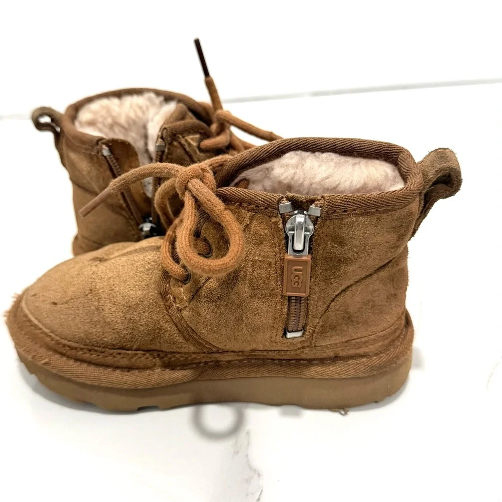 UGG Kids Neumel II Chestnut‎ boots 9